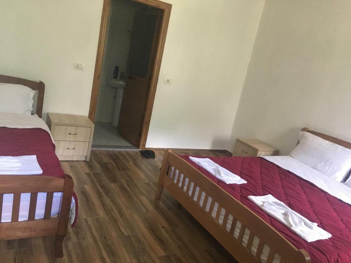 Bujtina Zici Hotell Theth Eksteriør bilde