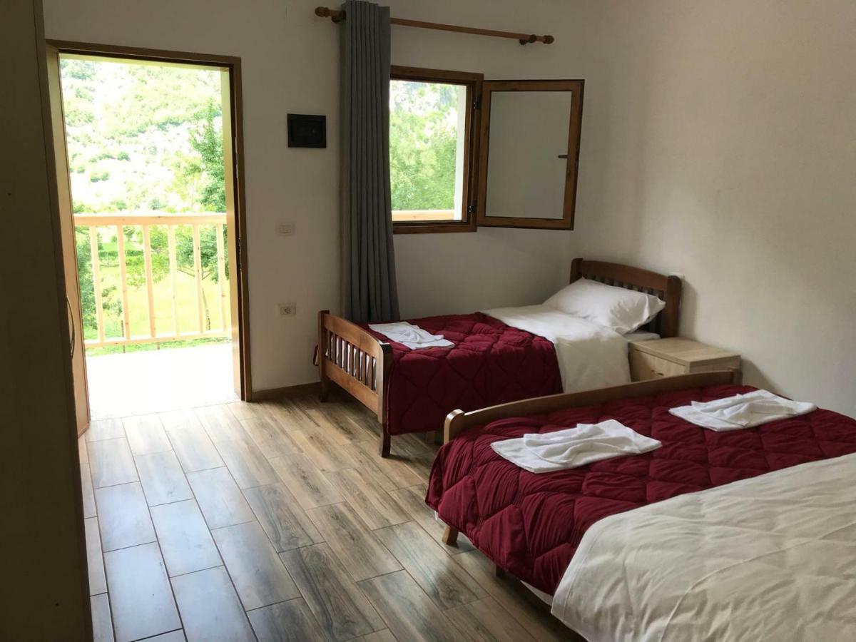 Bujtina Zici Hotell Theth Eksteriør bilde