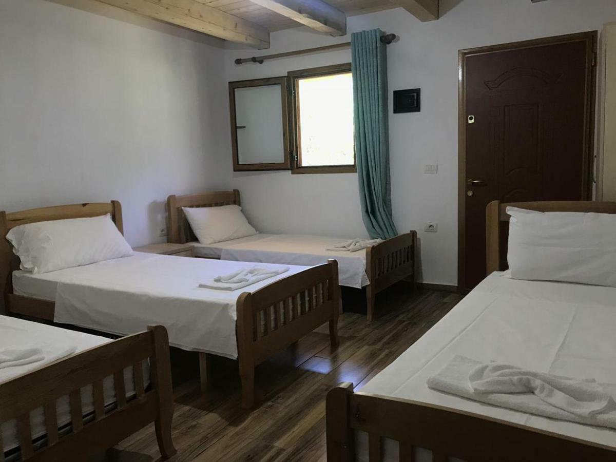 Bujtina Zici Hotell Theth Eksteriør bilde