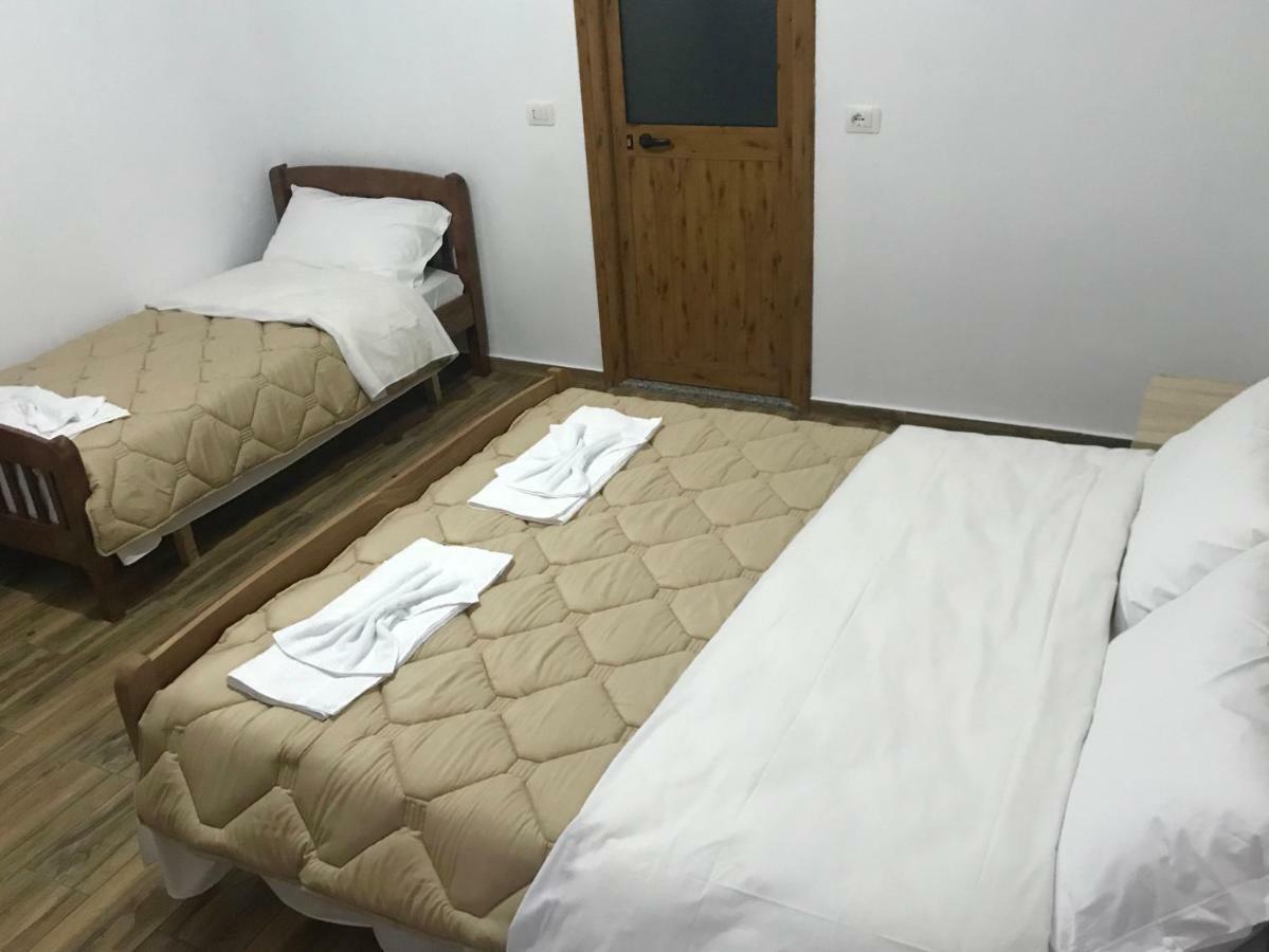 Bujtina Zici Hotell Theth Eksteriør bilde