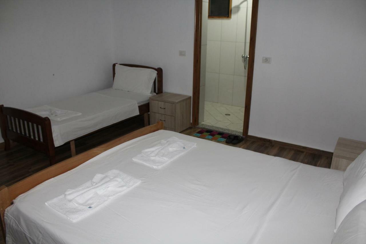 Bujtina Zici Hotell Theth Eksteriør bilde